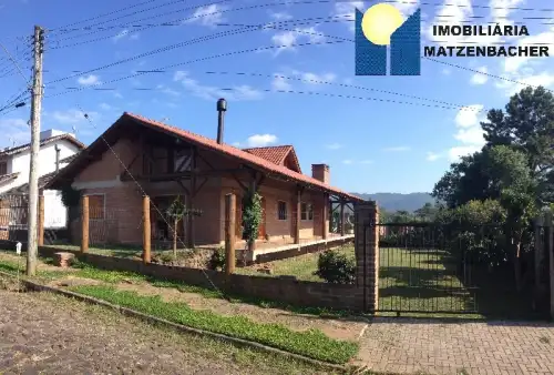 Casa / Sobrado à venda em Centenário, Sapiranga
