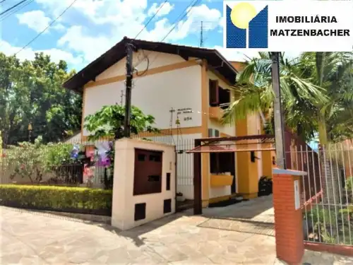 Casa / Sobrado à venda em Centro, Sapiranga