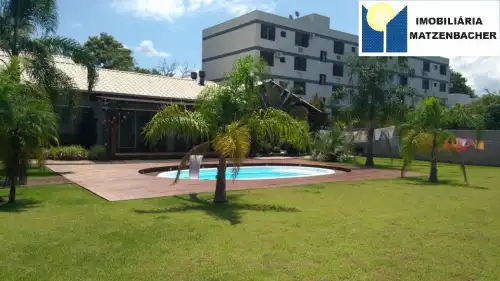 Casa / Sobrado à venda em Centro, Sapiranga