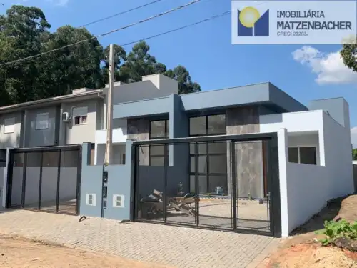 Casa / Sobrado à venda em Centenário, Sapiranga