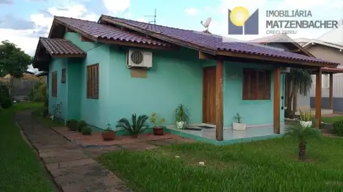 Casa / Sobrado à venda em Centro, Sapiranga