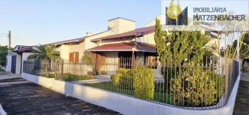Casa / Sobrado à venda em Centenário, Sapiranga