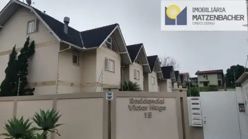 Casa / Sobrado à venda em Centro, Sapiranga